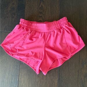 Lululemon Wms Size 6 Hotties 2.5 inseam Bright Pink Athletic Shorts
